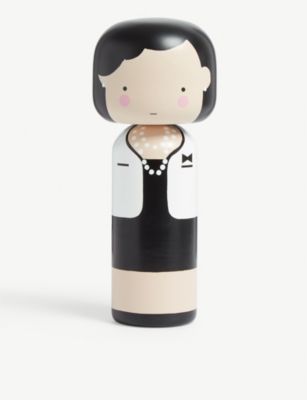 Lucie Kaas ココ シャネル ウッデン コケシ お人形さん 21cm Coco Chanel Wooden Kokeshi Doll 21cm Cannes Encheres Com