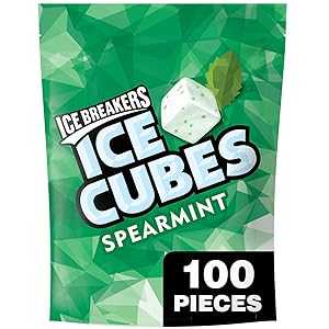 100 Count (Pack of 1), Spearmint, ICE BREAKERS Ice Cubes Spearmint Sugar Free Chewing Gum Pouch, 8.11 oz (100 Pieces)画像