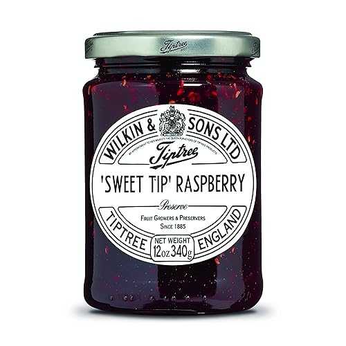 ティプツリー スイート ティップ ラズベリー プリザーブ、12 オンス ジャー (3 個パック) Tiptree Sweet Tip Raspberry Preserve, 12 Ounce Jars (Pack of 3)