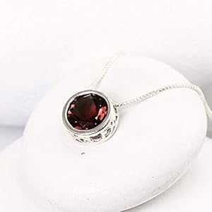 ガーネット ソリティア ジェムストーン ネックレス Lotus Stone Design Garnet Solitaire Gemstone Necklace
