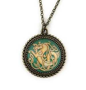 ケルトホースジュエリータツノオトシゴネックレス Fern & Filigree Celtic Horse Jewelry Seahorse Necklace
