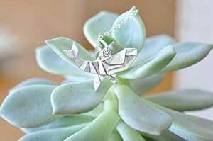 オリガミ クジラ ネックレス スターリングシルバー 16インチ チェーン付き Jamber Jewels Origami Whale Necklace in Sterling Silver with 16" Chain|Glomarket