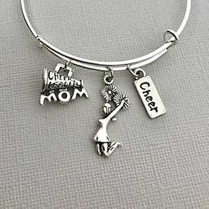 チアリーダー ママ ブレスレット ギフト 女性用、チア ママ ジュエリー Our Little Charms Cheerleader Mom Bracelet Gift for Women, Cheer Mom Jewelry