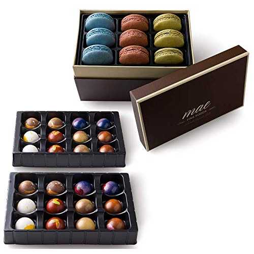 グルメチョコレートボンボンとフレンチマカロンのギフトセット L MAE FINE FOODS Gourmet Chocolate Bonbons and French Macarons Gift Set Large