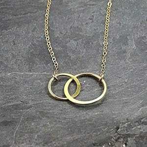 2 つのインターロッキング サークル ペンダント ゴールド充填ネックレス ジュエリー ギフト ママへの 16 インチ Designed by Stacey Jewelry, LLC Two Interlocking Circles Pendant Gold Filled Necklace Jewelry Gift for Mom 16 Inches 11,975円