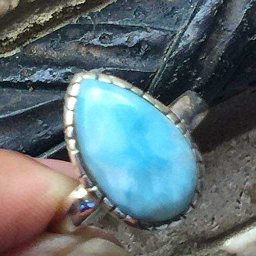 天然ドミニカ産ラリマー 925 ソリッド スターリング シルバー リング サイズ 8.5 Natural Rocks by Kala Natural Dominican Larimar 925 Solid Sterling Silver Ring Size 8.5