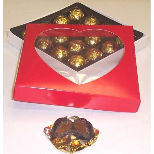 Scott's Cakes 1ポンドのダークチョコレートで覆われたキャラメル、ハートボックス入り Scott's Cakes 1 Pound Dark Chocolate Covered Caramels in a Heart Box