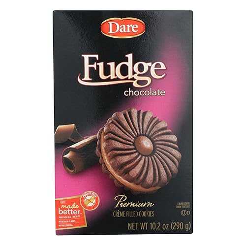 Dare Foods チョコレートファッジクリーム入りクッキー、10.2オンス - 1ケースあたり12個。 Dare Foods Chocolate Fudge Creme Filled Cookie, 10.2 Ounce - 12 per case.