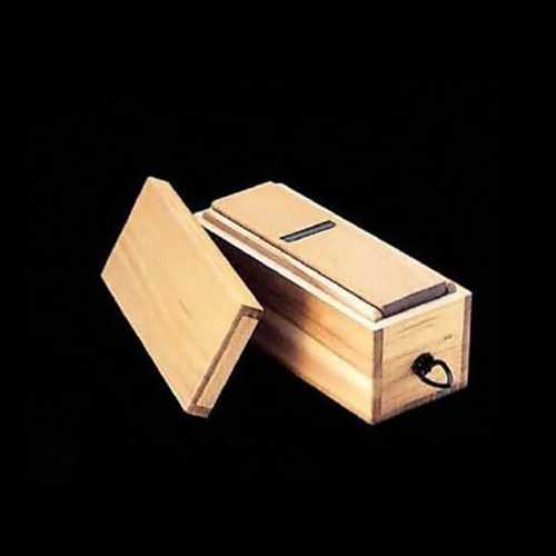 Aizawa Bonito Shaver Box Set with 1 Bonito