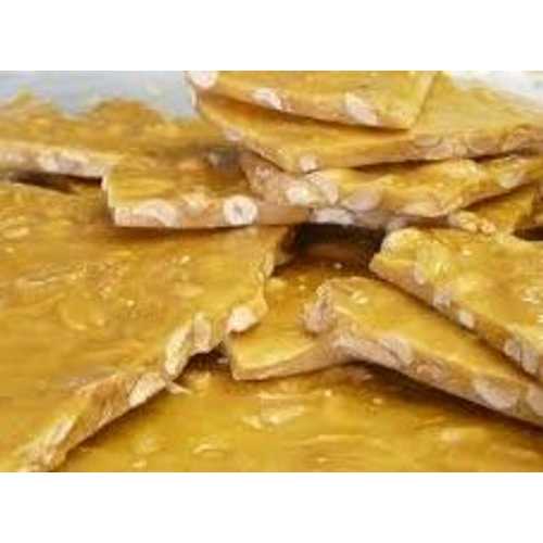 カシューブリトル 3 重量ポンド 申し付けるのみで作りたて The Brittle Box Candy Co. Cashew Brittle 3 Pounds Made Fresh ONLY to order