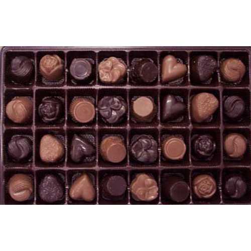 コーシャ乳製品御墨付きの牛乳 \u0026 うす暗い 黒茶 64 個詰め合わせ Lang\u0027s Chocolates 64pc Assorted Milk \u0026 Dark Chocolates Certified Kosher-dairy