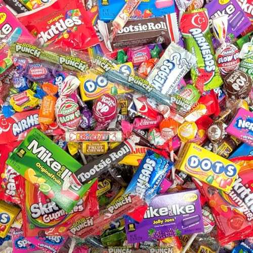 QUEEN JAX Ultimate Name Brand Candy Variety Pack - 4 重量ポンド Bulk Candy Individually Wrapped - No filler Candies - Perfect for Party Candies Stuffers or Party Favor Candys for Kids Goodie Bags - Party Favors for Kids