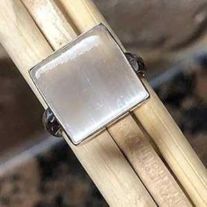 本物のホワイト セレナイト 925 ソリッド スターリング シルバー リング サイズ 6.5 Natural Rocks by Kala Genuine White Selenite 925 Solid Sterling Silver Ring Size 6.5｜Glomarket