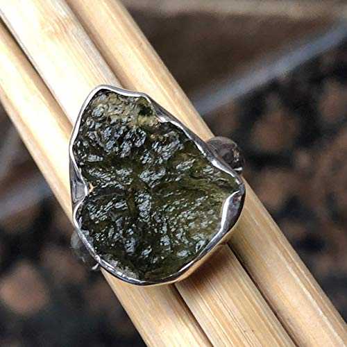 ナチュラル グリーン モルダバイト 925 ソリッド スターリング シルバー リング サイズ 6.75 Natural Rocks by Kala Natural Green Moldavite 925 Solid Sterling Silver Ring Size 6.75
