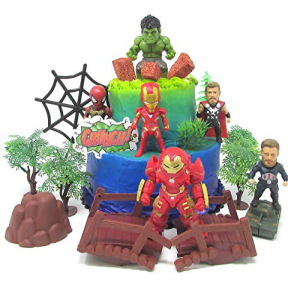 アベンジャーズのスーパーヒーローがテーマの誕生日ケーキトッパーセット、ハルク、ソー、アイアンマン、装飾テーマのアクセサリーが特徴です Avengers Super Hero Themed Birthday Cake Topper Set Featuring Hulk, Thor, Iron Man and Decorative Themed画像