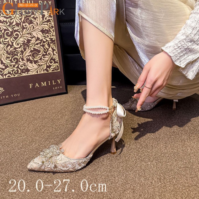 パンプス レディース 置き目踵 ハイヒール 美脚 馬鹿でかい大いさ 小っちゃい大いさ 20.0 20.5 21.0 21.5 22.0 22.5 25.0 25.5 26.0 26.5 27.0 ポインテッドトゥ キラキラ ピン踵 御芽出度 キャバ嬢 履き分かりやすい 歩き分かりやすい 20代 30代 40代 50代 シューズ 靴 三鞭酒