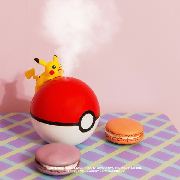 ヒスイ地方のモンスターボール型　USB 加湿器 Amazon.co.jp: ポケモンセンターオリジナル ヒスイ地方の