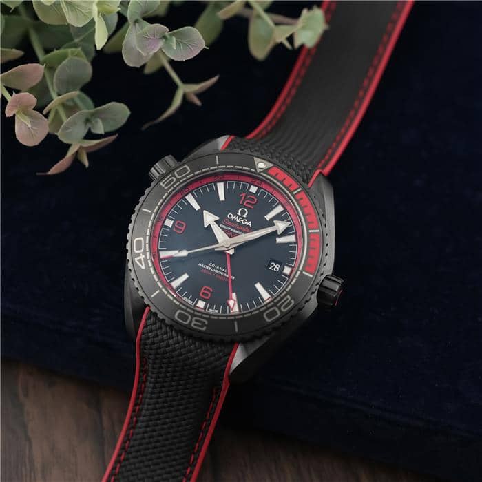 オメガ シーマスター プラネットオーシャン 600M コーアクシャル マスター クロノメーター GMT 215.92.46.22.01.003 OMEGA 新品 メンズ 腕時計 送料無料