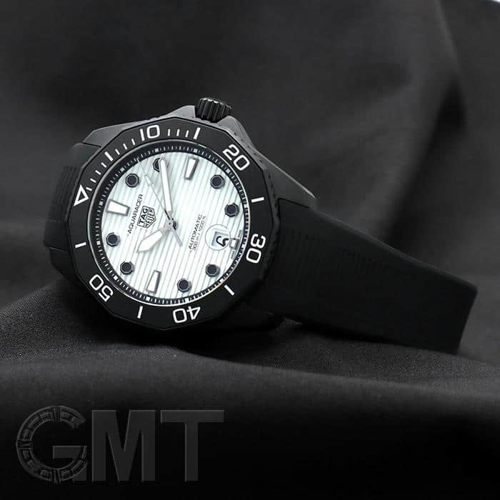 タグホイヤー アクアレーサー プロフェッショナル300 ナイトダイバー WBP201D.FT6197 TAG HEUER 新品メンズ 腕時計 送料無料|GMT
