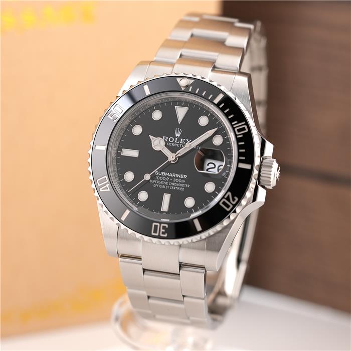 ロレックス サブマリーナーデイト 41 126610LN 保証書2021年 ランダムシリアル 付属品完品 ROLEX 中古 メンズ 腕時計 送料無料