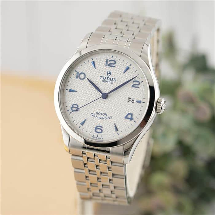【ROLEX】どっちを選ぶ？デイトジャスト41 ペパーミント緑であること2遣りかたを引き合わせる