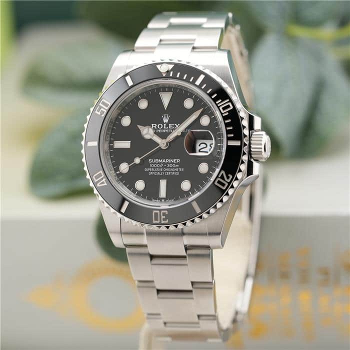 ロレックス サブマリーナー デイト 41 126610LN 保証書2020年 ランダムシリアル 付属品完品 ROLEX 中古 メンズ 腕時計 送料無料
