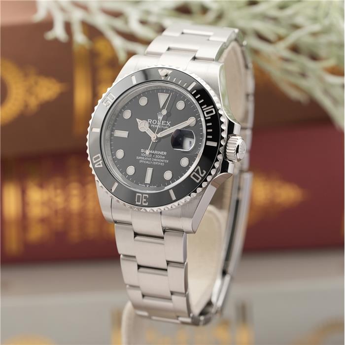 ロレックス サブマリーナーデイト 41 126610LN 保証書2021年 ランダムシリアル 付属品完品 ROLEX 中古メンズ 腕時計 送料無料｜GMT