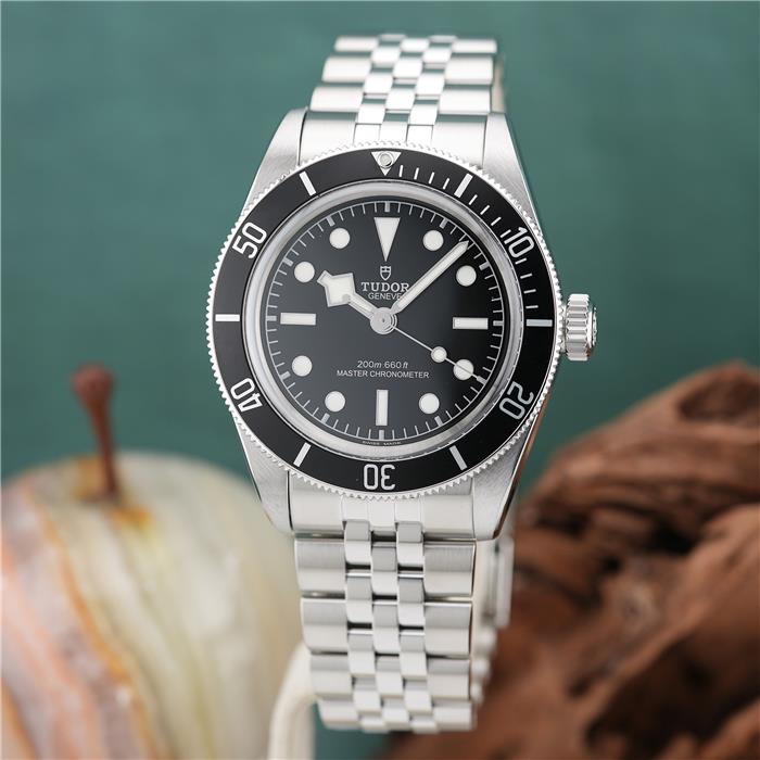 【ROLEX】どっちを選ぶ？デイトジャスト41 ペパーミント緑であること2遣りくちを引きあわせる