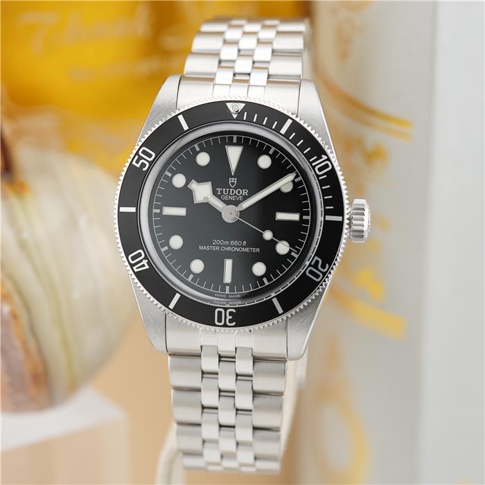 【ROLEX】どっちを選ぶ？デイトジャスト41 ペパーミント緑であること2遣りくちを引きあわせる