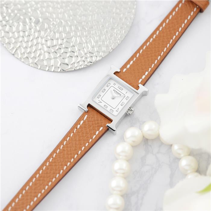 【60回払いまで金利0%】エルメス Hウォッチ HH1.110 ミニ シルバー ゴールド 付属品完品【未使用】 HERMES 中古レディース 腕時計 送料無料｜GMT