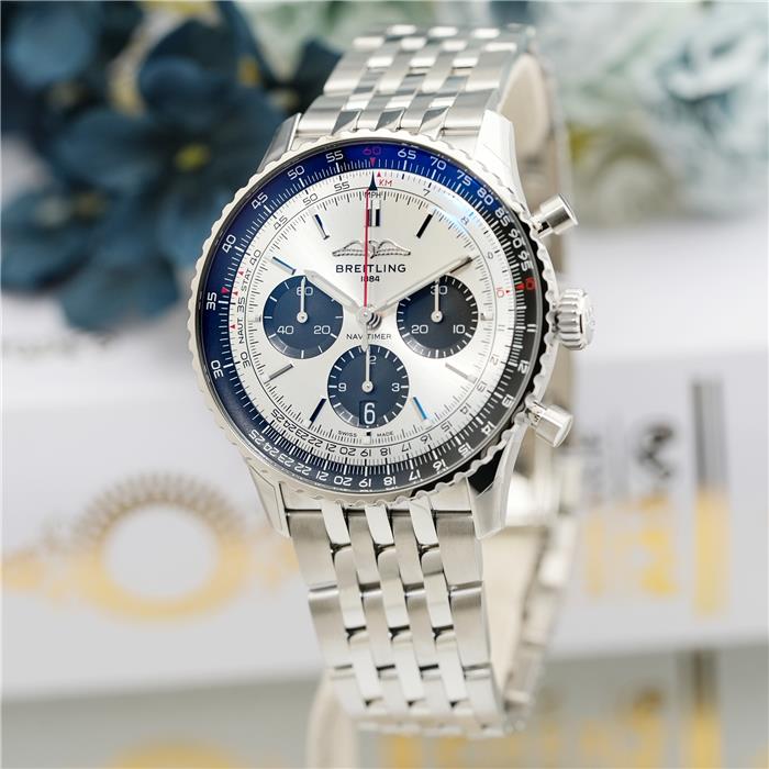 【60回払いまで金利0%】ブライトリング ナビタイマー B01 クロノグラフ 43mm AB0138241G1A1 シルバー 付属品完品 BREITLING 新品メンズ 腕時計 送料無料|GMT