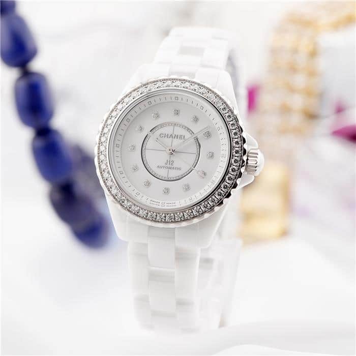 シャネル J12 ダイヤモンド ベゼル キャリバー12.2 33mm H10473 付属品完品 CHANEL 新品 レディース 腕時計 送料無料