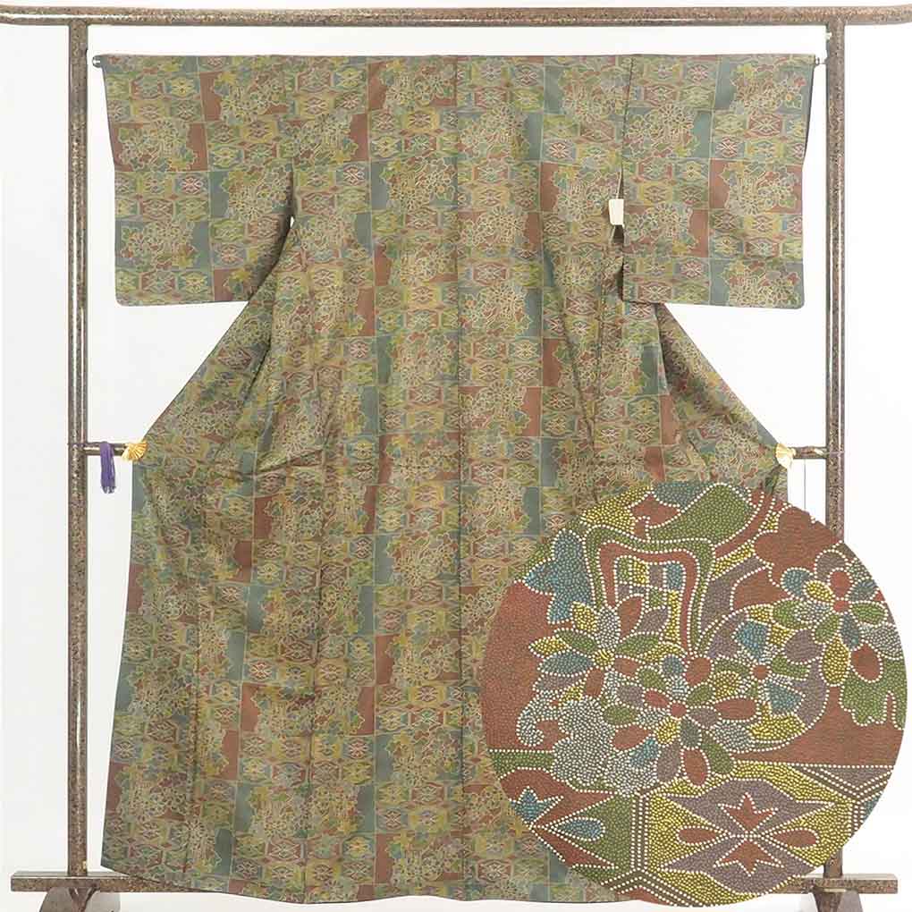 【中古】紬 リサイクル着物 身丈162cm 裄66cm 前幅24cm 後幅30cm 袖丈49cm 正絹（シルク） レディース 袷仕立 秋冬春用 緑地 裄Mサイズ リユース