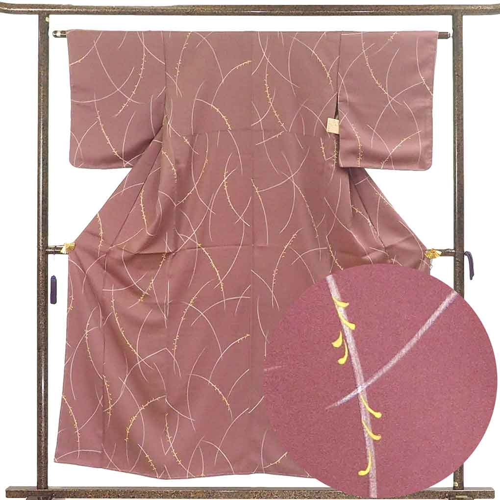 【中古】小紋 リサイクル着物 身丈155cm 裄63cm 前幅22.5cm 後幅28cm 袖丈48cm 正絹（シルク） レディース 袷仕立 ウサギ 秋冬春用 茶色 裄Mサイズ 未使用品 リユース 4,400円