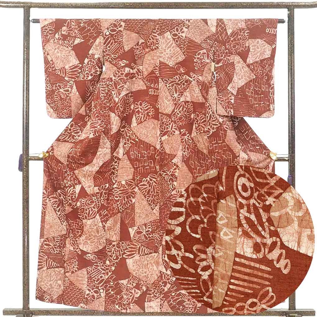 【中古】紬 リサイクル着物 身丈159cm 裄63cm 前幅23cm 後幅29.5cm 袖丈55cm 袖幅32cm レディース 袷 抽象柄 裄Mサイズ 秋冬春用 正絹（シルク）ブラウン 美品 リメイク リユース