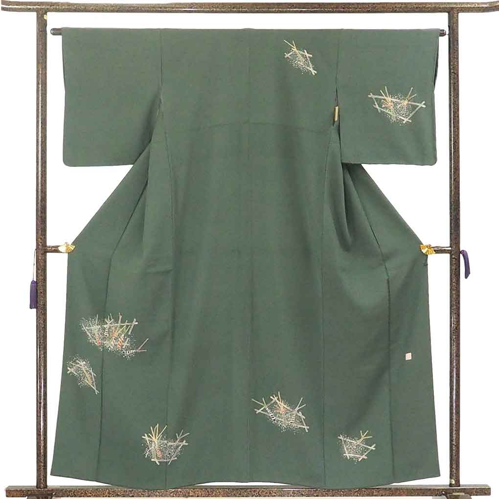 【中古】訪問着 リサイクル着物 身丈159cm 裄66cm 前幅24.5cm 後幅30cm 袖丈47cm 袖幅34cm レディース 袷 裄長 裄M-Lサイズ 秋冬春用 正絹（シルク）緑地 美品 リメイク リユース｜リサイクル着物 呉服のきくや