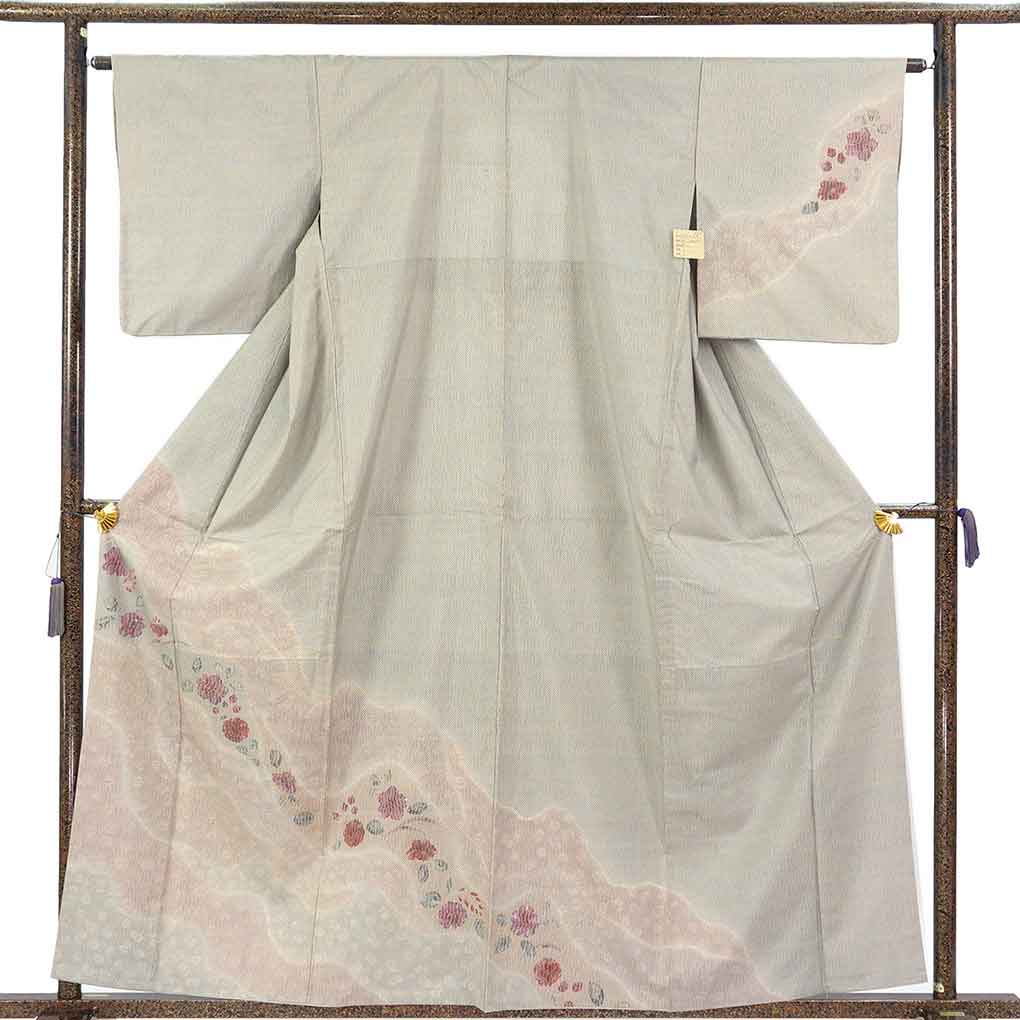 【中古】訪問着 リサイクル着物 身丈160cm 裄64cm 前幅26cm 後幅30.5cm 袖丈48cm 袖幅32cm レディース 胴抜裾八掛 花柄 裄Mサイズ 秋冬春用 正絹（シルク）グレー 美品 リメイク リユース