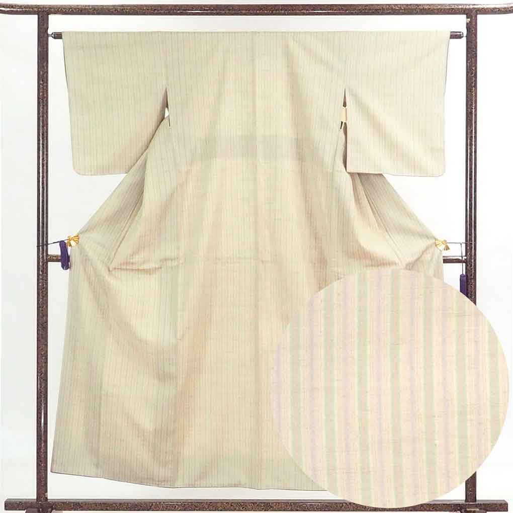 【中古】紬 リサイクル着物 身丈155cm 裄63cm 前幅25cm 後幅29.5cm 袖丈49cm 正絹（シルク） レディース 袷仕立 縞 秋冬春用 茶色 裄Mサイズ 未使用品 リユース｜リサイクル着物 呉服のきくや