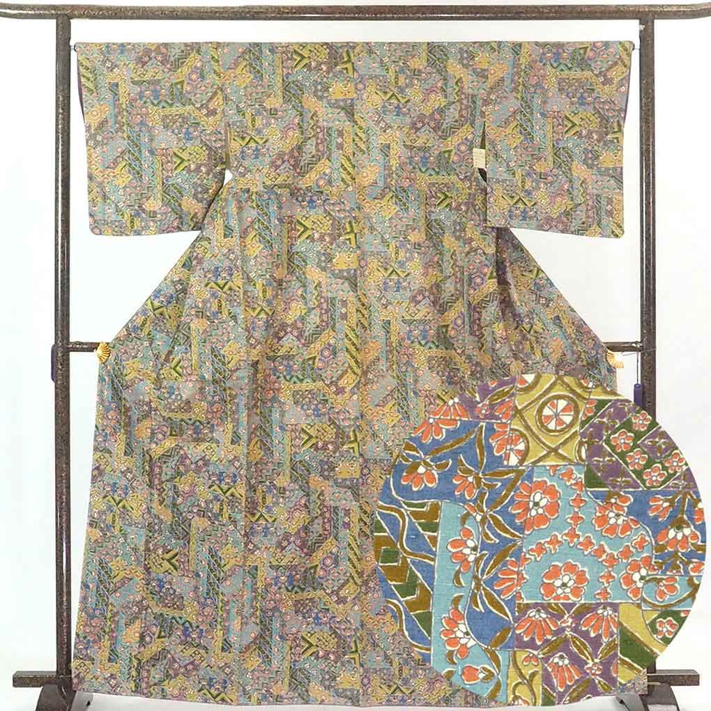 【中古】小紋 リサイクル着物 身丈167cm 裄66cm 前幅25cm 後幅30cm 袖丈49cm 正絹（シルク） レディース 袷仕立 秋冬春用 多色使い 裄Mサイズ トールサイズ 未使用品 リユース｜リサイクル着物 呉服のきくや