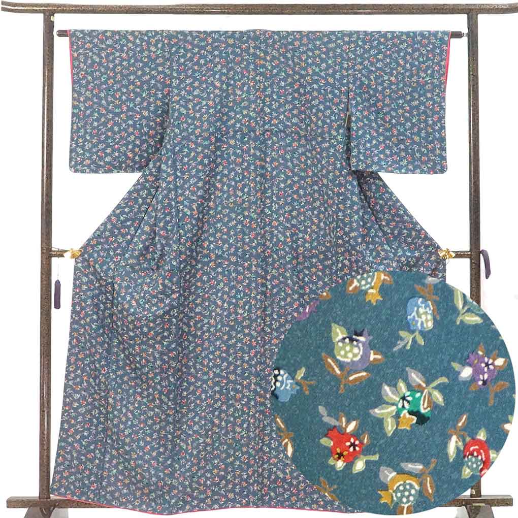 【中古】小紋 リサイクル着物 身丈162cm 裄63cm 前幅24cm 後幅30cm 袖丈49cm 袖幅33cm レディース 袷 花柄 裄Mサイズ 秋冬春用 正絹（シルク）ブルー 美品 リメイク リユース