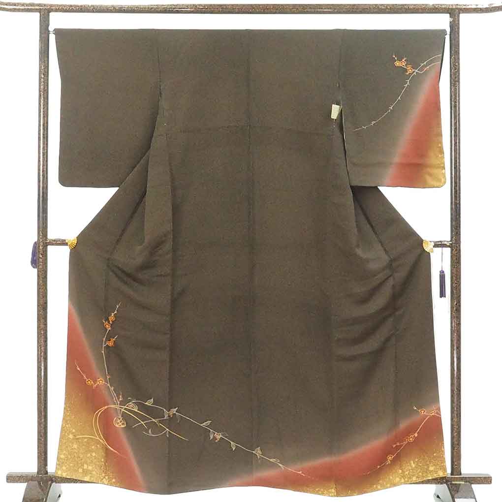 【中古】訪問着 リサイクル着物 身丈162cm 裄66cm 前幅23cm 後幅29cm 袖丈56cm 袖幅34cm レディース 袷 梅柄 裄長 裄M-Lサイズ 秋冬春用 正絹(シルク)ブラウン やや難 リメイク リユース|リサイクル着物 呉服のきくや