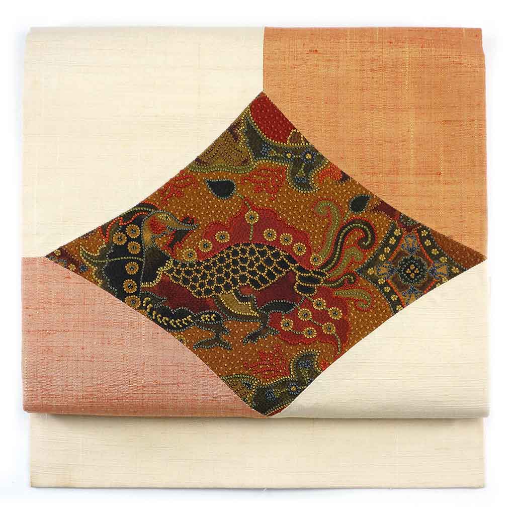 【中古】名古屋帯 リサイクル帯 幅30cm 長さ355cm レディース 相良刺繍 秋冬春用 正絹（シルク）ホワイト やや難 リメイク リユース｜リサイクル着物 呉服のきくや