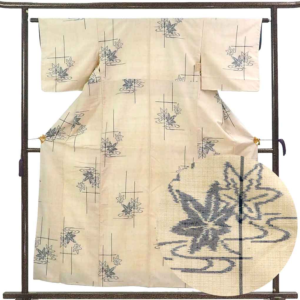 【中古】紬 リサイクル着物 身丈155cm 裄丈62cm 前幅22.5cm 後幅28cm 袖丈45cm 袖幅33cm レディース 袷 紅葉 裄Sサイズ 秋冬春用 正絹（シルク）ブラウン 美品 リメイク リユース