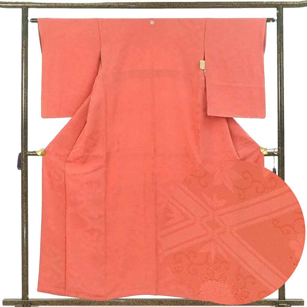 【中古】色無地 リサイクル着物 身丈158cm 裄63cm 前幅22cm 後幅28cm 袖丈56cm 袖幅32.5cm レディース 袷 無地 裄Mサイズ 秋冬春用 正絹（シルク）ピンク 美品 リメイク リユース