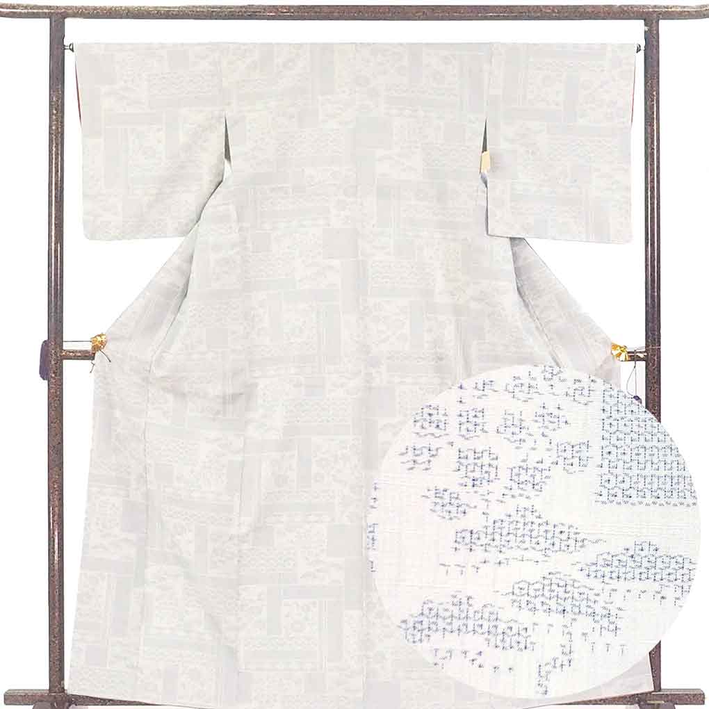 【中古】紬 リサイクル着物 身丈163cm 裄66cm 前幅23cm 後幅30cm 袖丈49cm 袖幅34cm レディース 袷 絣模様 裄長 裄M-Lサイズ 秋冬春用 正絹(シルク)グレー 未使用品 リメイク リユース|リサイクル着物 呉服のきくや
