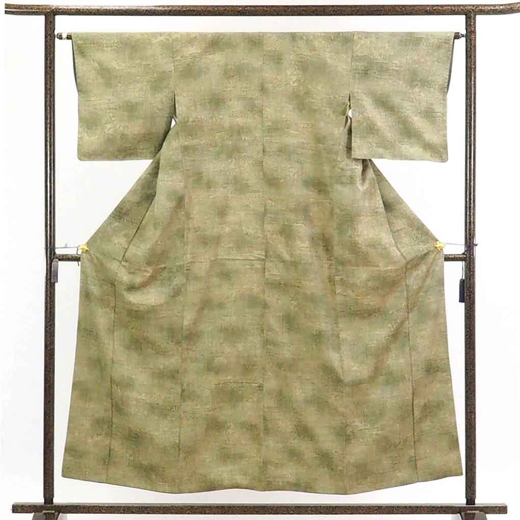 【中古】小紋 リサイクル着物 身丈157cm 裄63cm 前幅24cm 後幅28cm 袖丈45cm 正絹（シルク） レディース 袷仕立 秋冬春用 茶色 裄Mサイズ 美品 リユース