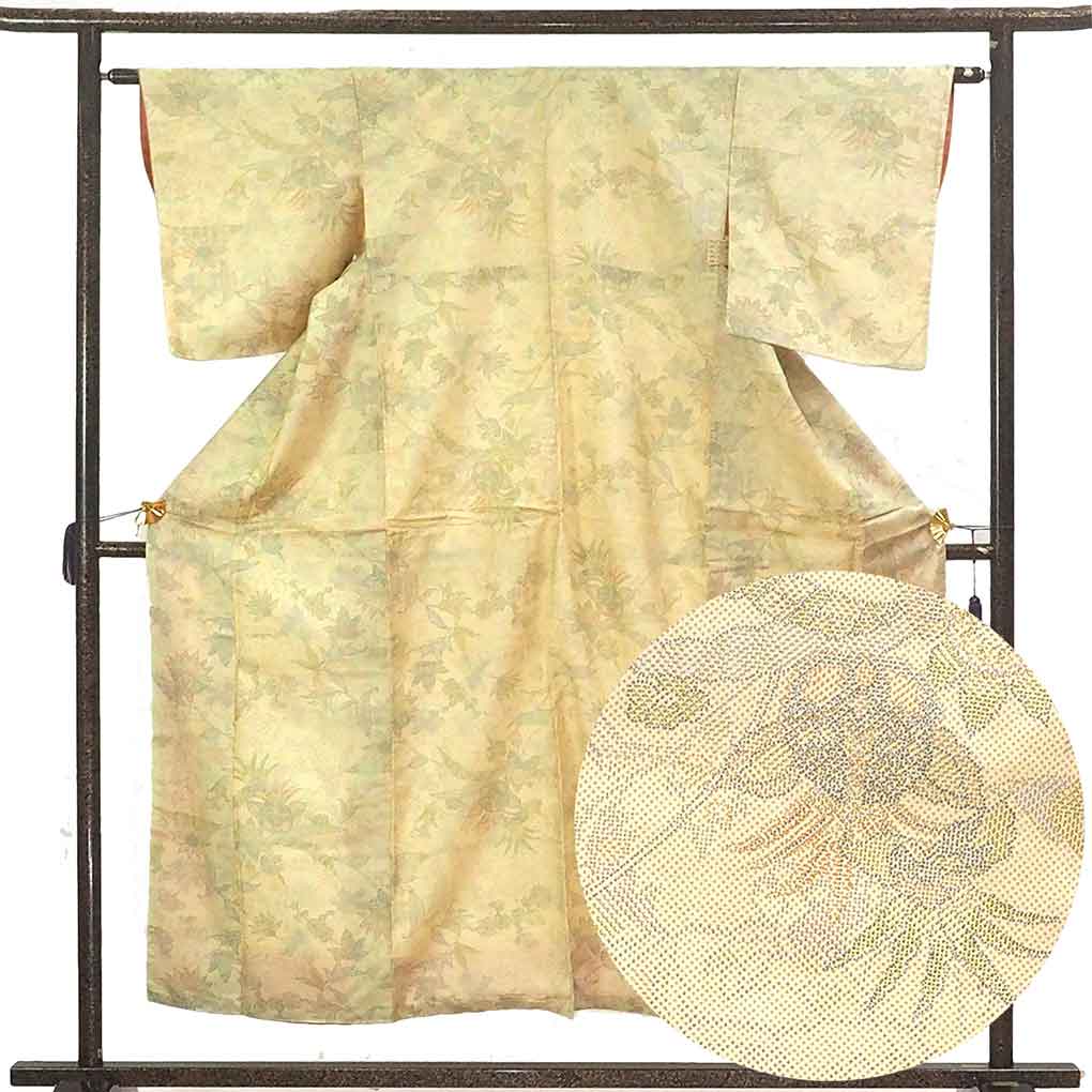 【中古】紬 リサイクル着物 身丈156cm 裄62cm 前幅24cm 後幅29cm 袖丈49cm 正絹（シルク） レディース 袷仕立 秋冬春用 黄色地 裄Sサイズ 美品 リユース