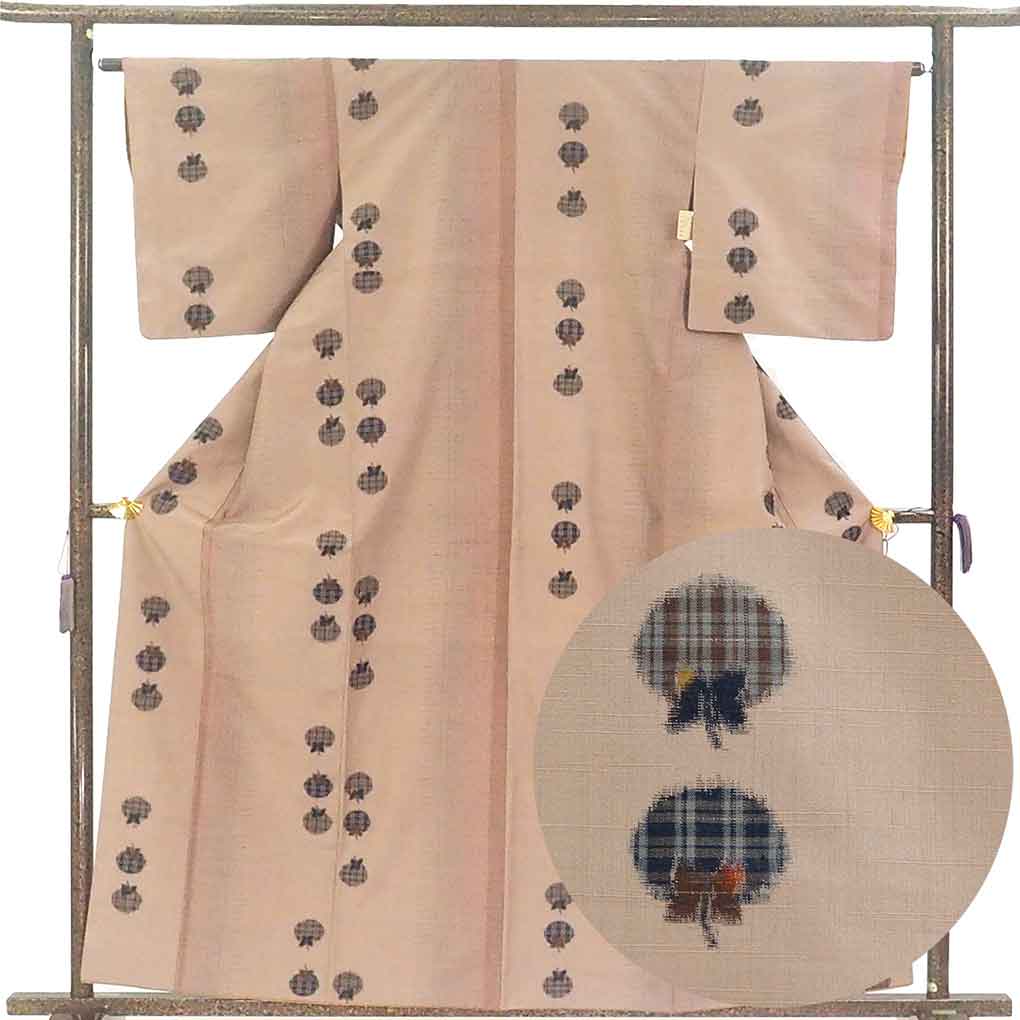 【中古】紬 リサイクル着物 身丈161cm 裄64cm 前幅24.5cm 後幅28.5cm 袖丈48cm 袖幅33cm レディース 袷 柿 裄Mサイズ 秋冬春用 正絹(シルク)ブラウン 美品 リメイク リユース|リサイクル着物 呉服のきくや