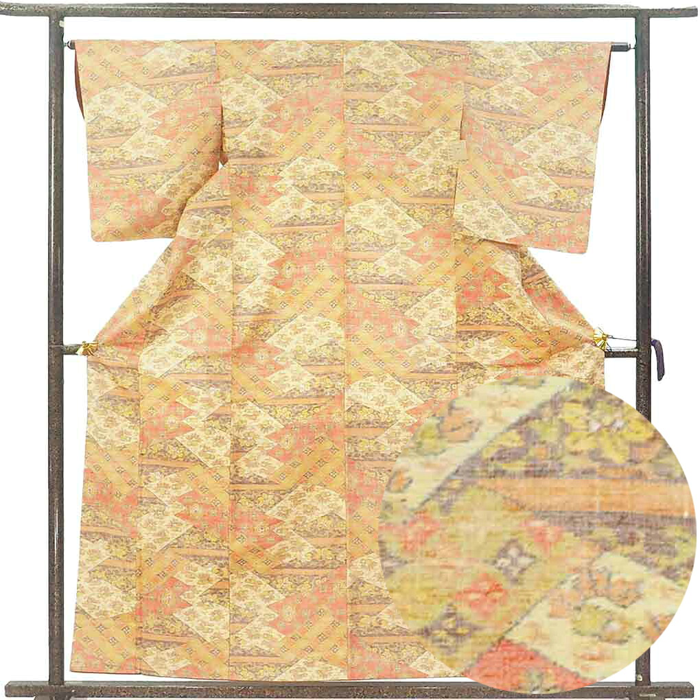 【中古】紬 リサイクル着物 身丈159cm 裄64cm 前幅23cm 後幅28cm 袖丈53cm 袖幅33cm レディース 胴抜裾八掛 連続模様 裄Mサイズ 秋冬春用 正絹（シルク）ブラウン 美品 リメイク リユース