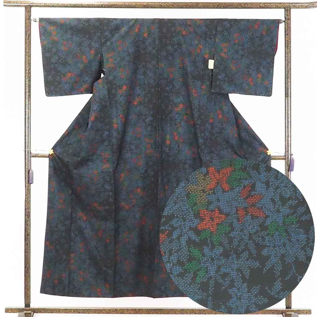 【中古】紬 リサイクル着物 身丈155cm 裄65cm 前幅25cm 後幅30cm 袖丈45cm 正絹（シルク） レディース 袷仕立 秋冬春用 黒地 裄Mサイズ 美品 リユース